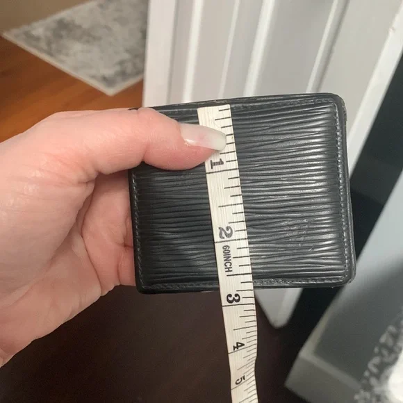 ❌SOLD 1997 authentic Louis Vuitton small coin / earbud case - Picture 17 of 17